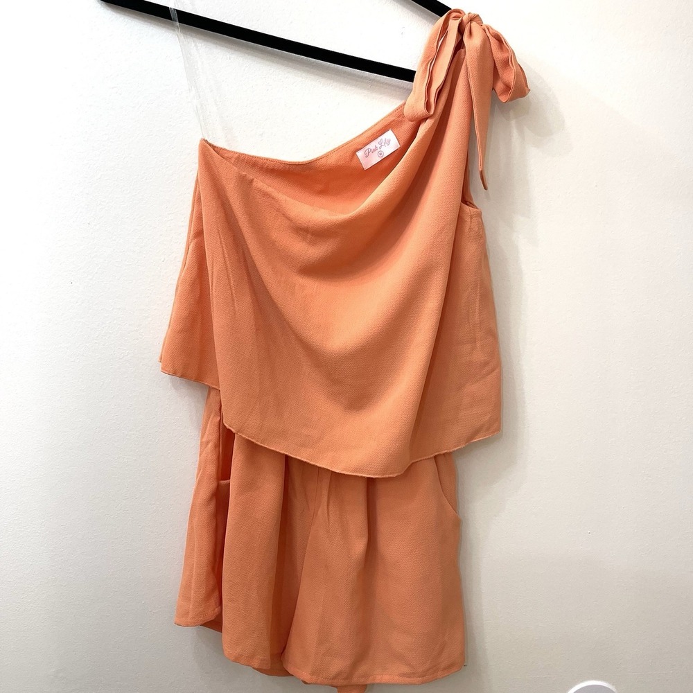Pink‎ Lily Women's One Shoulder Romper Melon Orange Medium